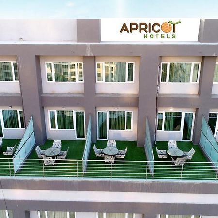 Apricot Hotel , Ахмедабад Экстерьер фото